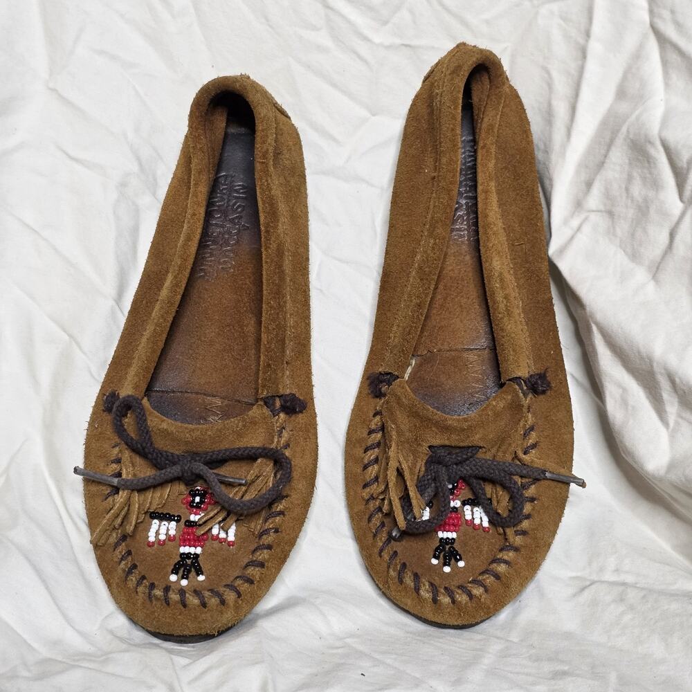 Minnetonka Beaded Thunderbird Moccasin Flats Suede Shoes 7.5